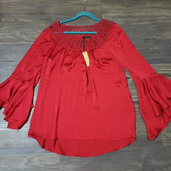 MELISSA PAIGE Lagenlook Boho Red Top Tunic Size M Flowy Bell Sleeve New - Picture 1 of 5